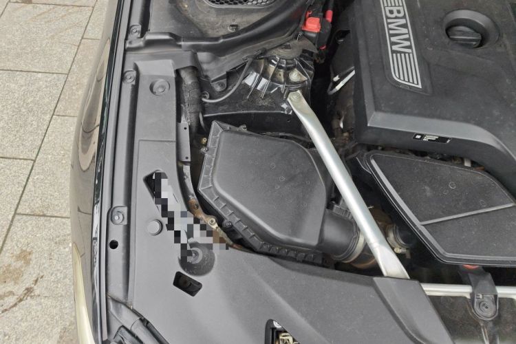 Used BMW 5 Series 2020 530Li Leading Edition Luxury Package Engine Bay Right