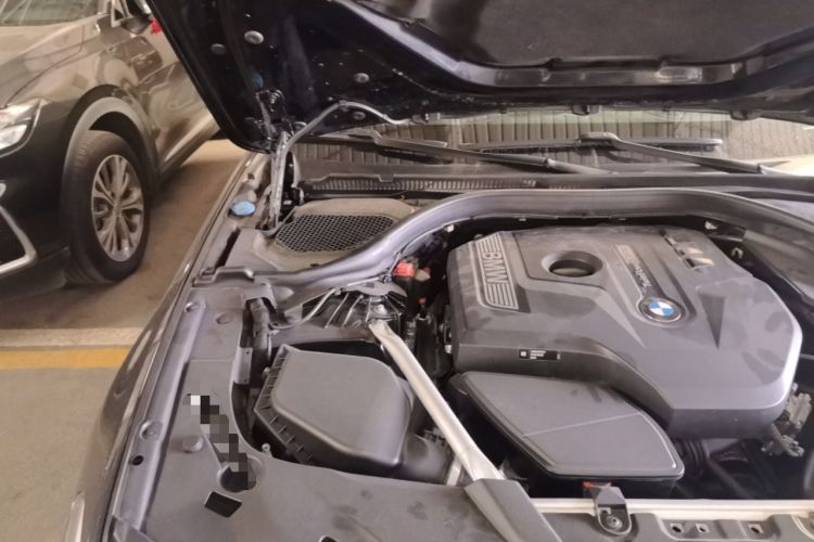 Used BMW 5 Series 2020 530Li Luxury Edition M Sport Package Engine Bay Right