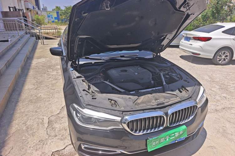 Used BMW 5 Series 2020 530Li xDrive Luxury Package Engine Bay Right