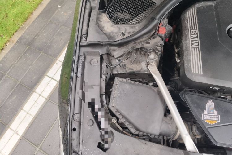 Used BMW 5 Series 2020 530i M Sport Package Engine Bay Right