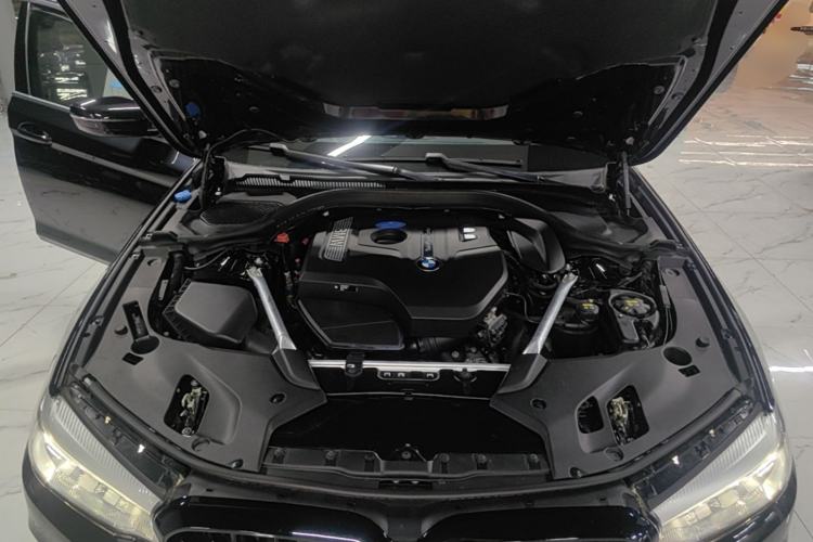 Used BMW 5 Series 2020 525Li Luxury Package Engine Bay