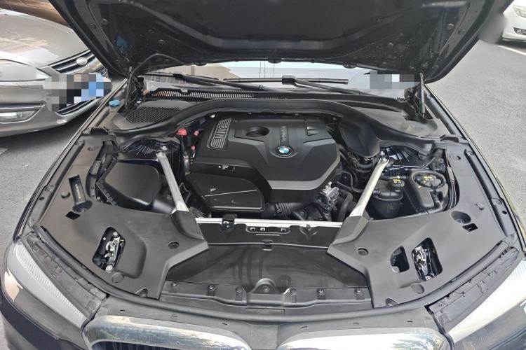 Used BMW 5 Series 2020 525Li M Sport Package Engine Bay