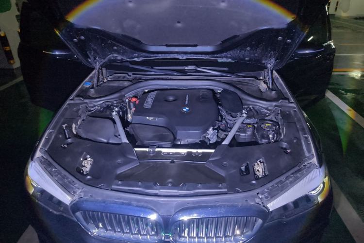 Used BMW 5 Series 2020 525Li Luxury Package Engine Bay