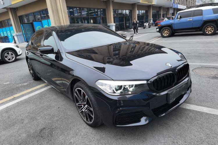 Used BMW 5 Series 2020 525Li M Sport Package Exterior 1