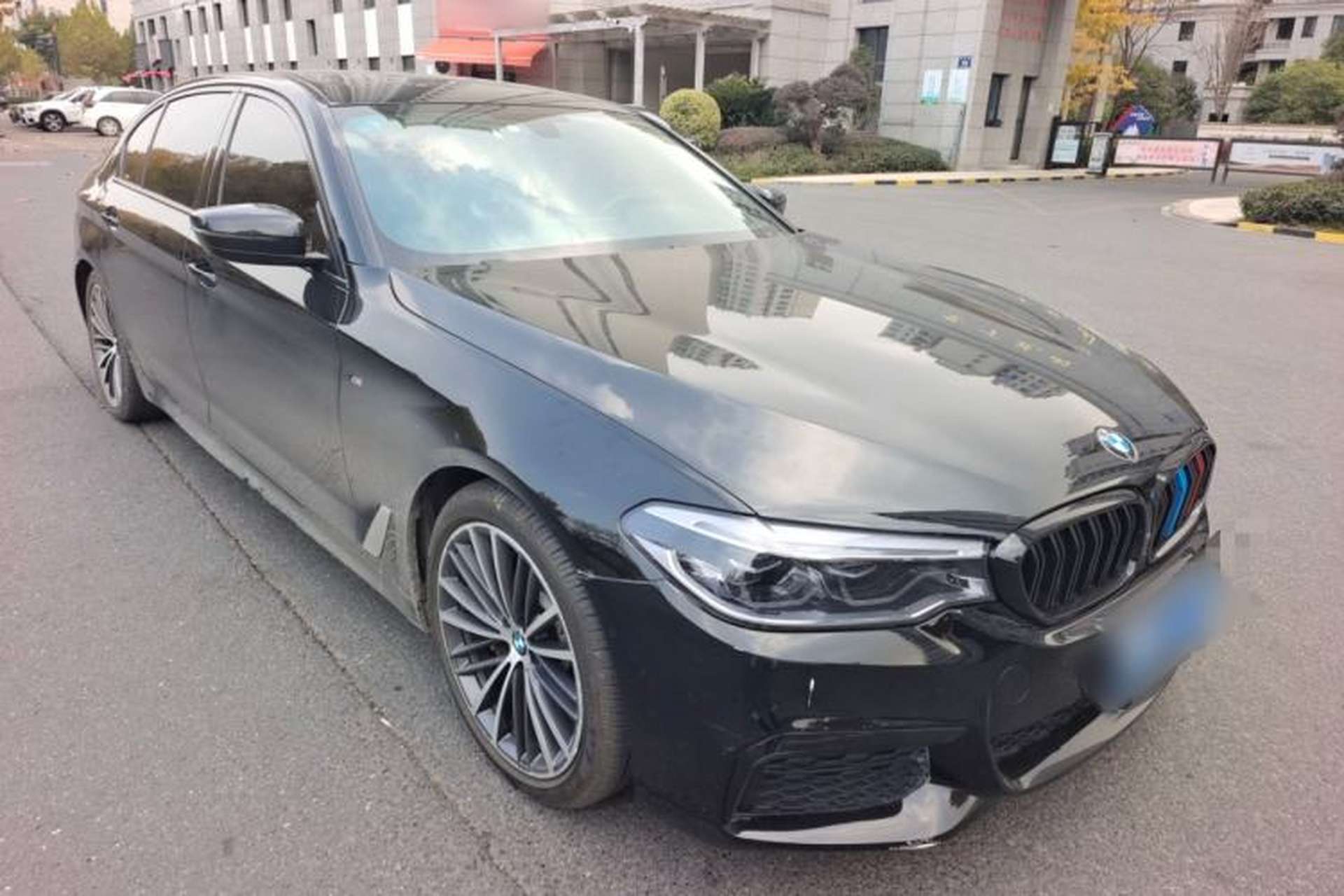 Used BMW 5 Series 2020 530Li Luxury Edition M Sport Package Exterior 2