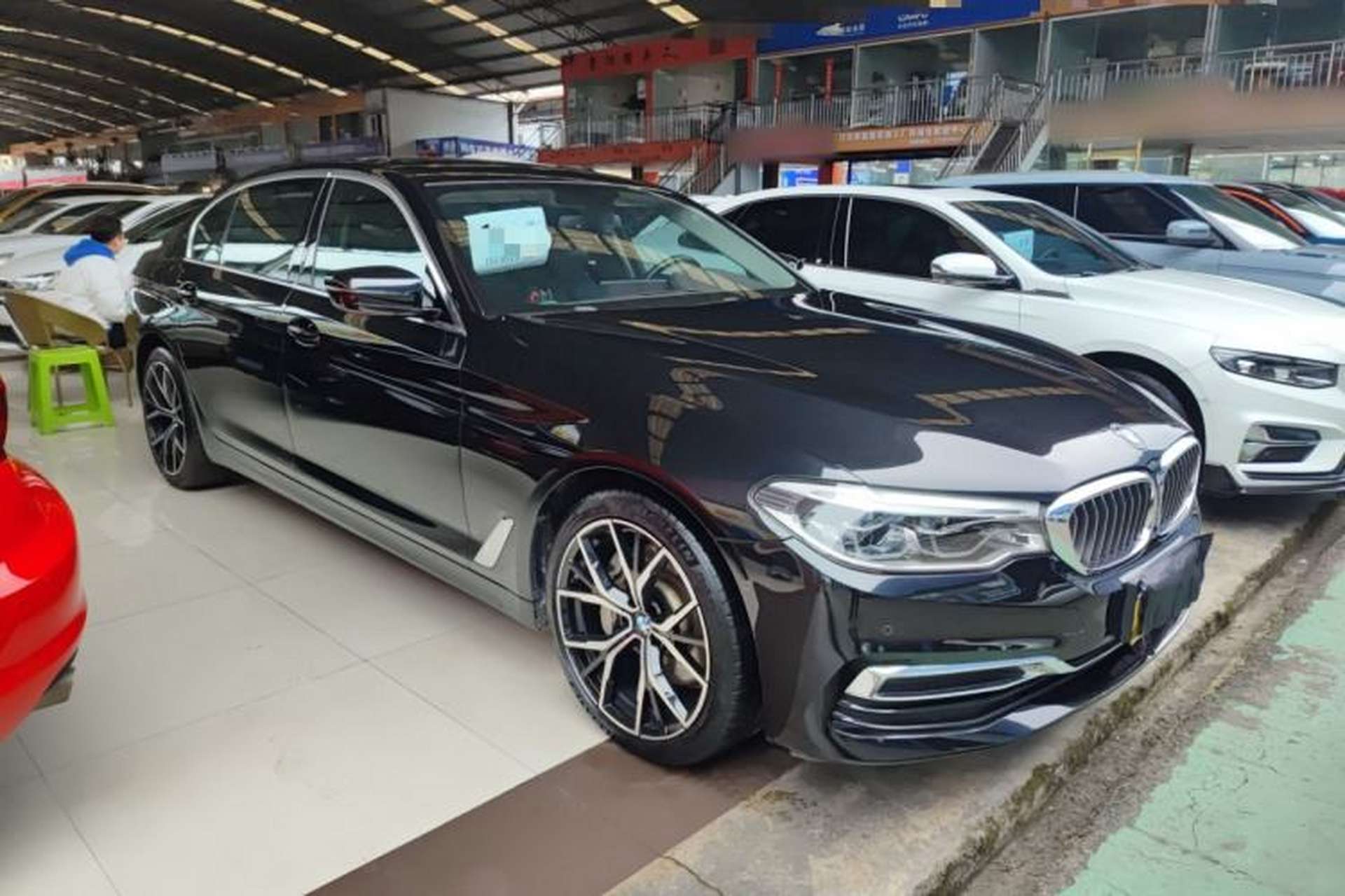 Used BMW 5 Series 2020 530Li Leading Edition Luxury Package Exterior 2