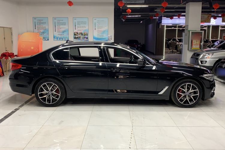 Used BMW 5 Series 2020 530Li xDrive Luxury Package Exterior 2