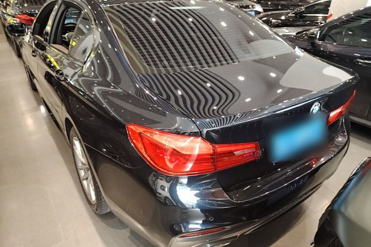 Used BMW 5 Series 2020 525Li M Sport Package Exterior 2