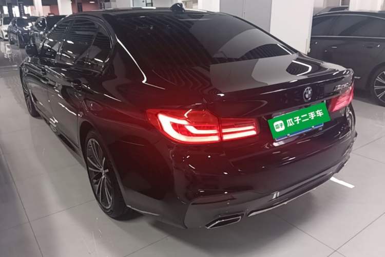 Used BMW 5 Series 2020 530Li Leading Model M Sport Package Exterior 2