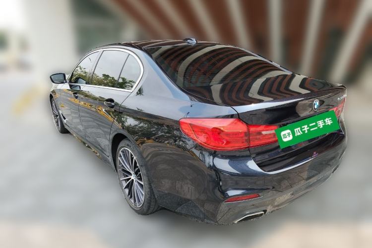 Used BMW 5 Series 2020 530Li Luxury Edition M Sport Package Exterior 3