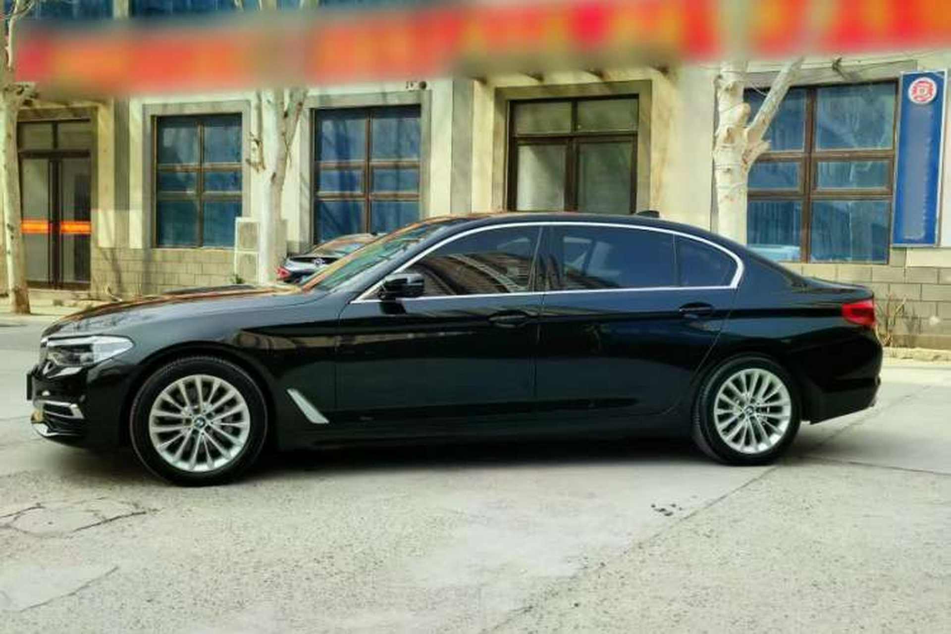 Used BMW 5 Series 2020 530Li Leading Edition Luxury Package Exterior 3