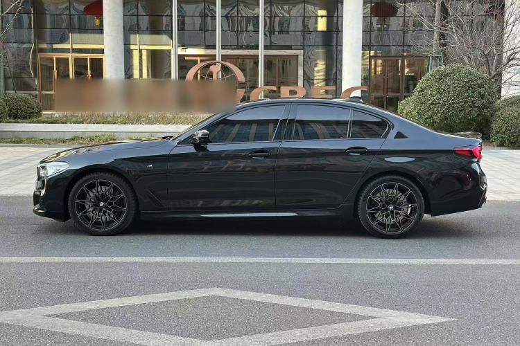 Used BMW 5 Series 2020 540i Sport Line M Sport Package Exterior 3