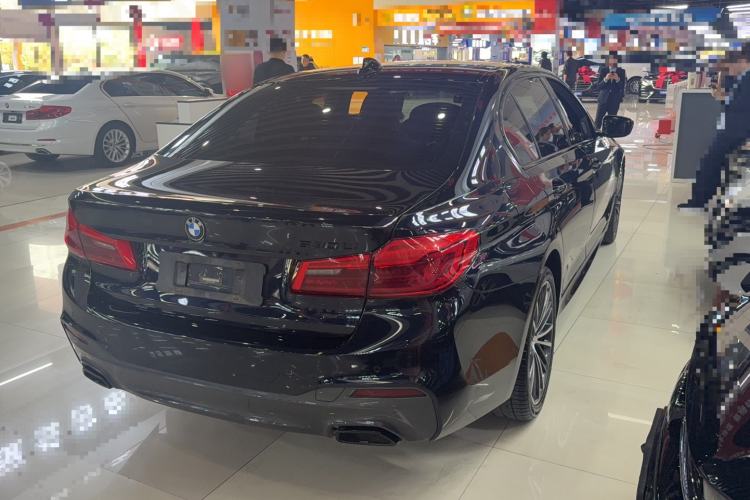 Used BMW 5 Series 2020 530Li Leading Model M Sport Package Exterior 3