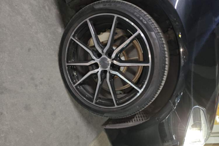 Used BMW 5 Series 2020 530Li Luxury Edition Premium Package Exterior 4