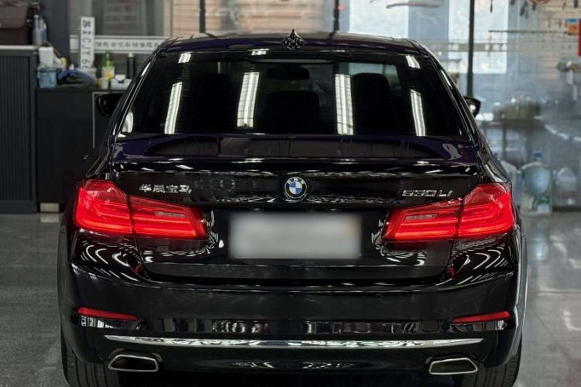 Used BMW 5 Series 2020 530Li Luxury Edition Premium Package Exterior 4