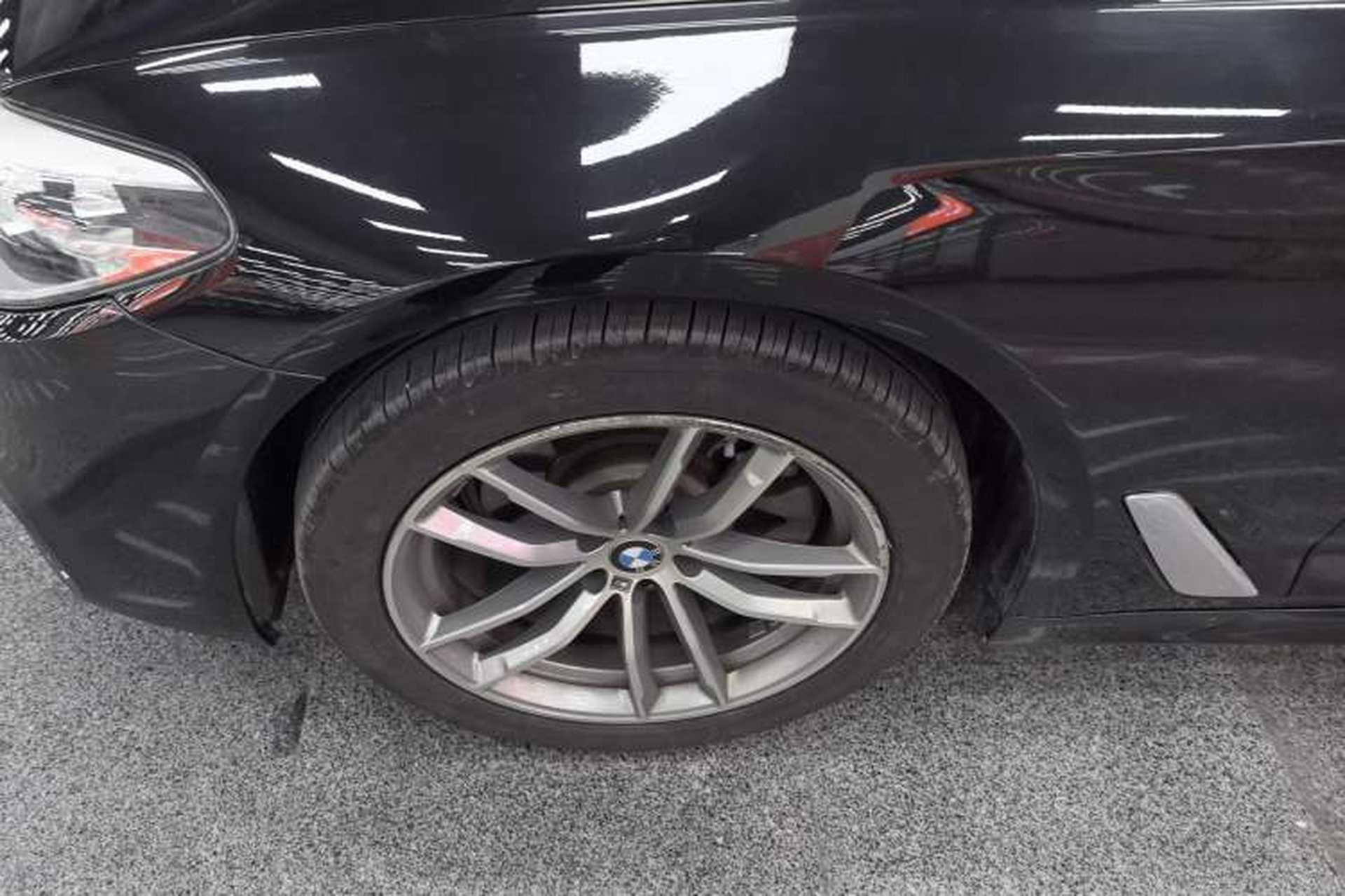 Used BMW 5 Series 2020 525Li M Sport Package Exterior 4