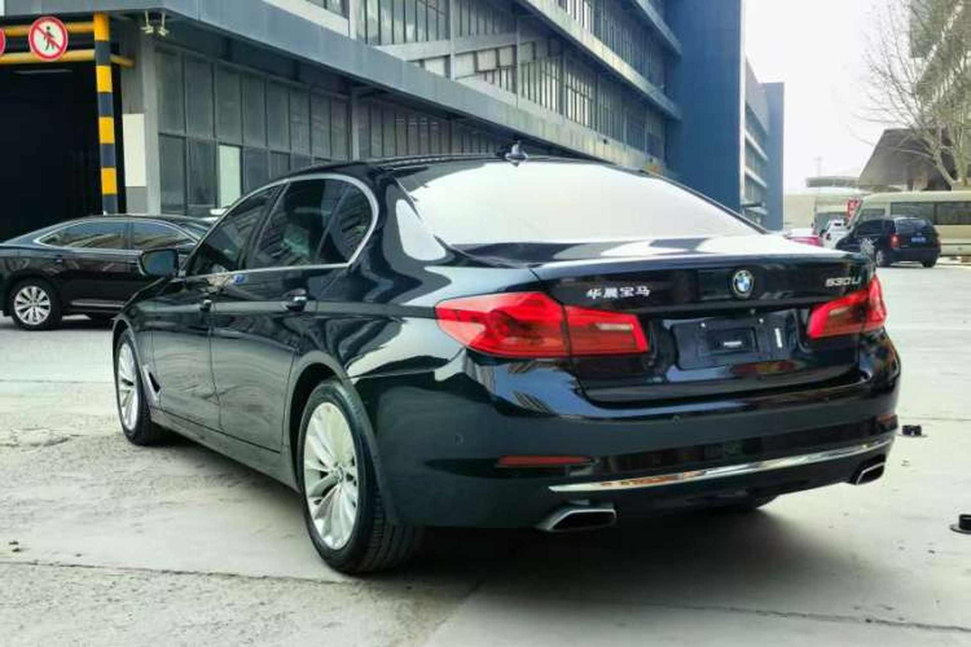 Used BMW 5 Series 2020 530Li Leading Edition Luxury Package Exterior 4