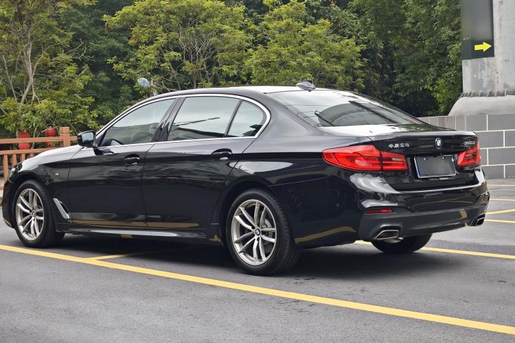 Used BMW 5 Series 2020 525Li M Sport Package Exterior 4