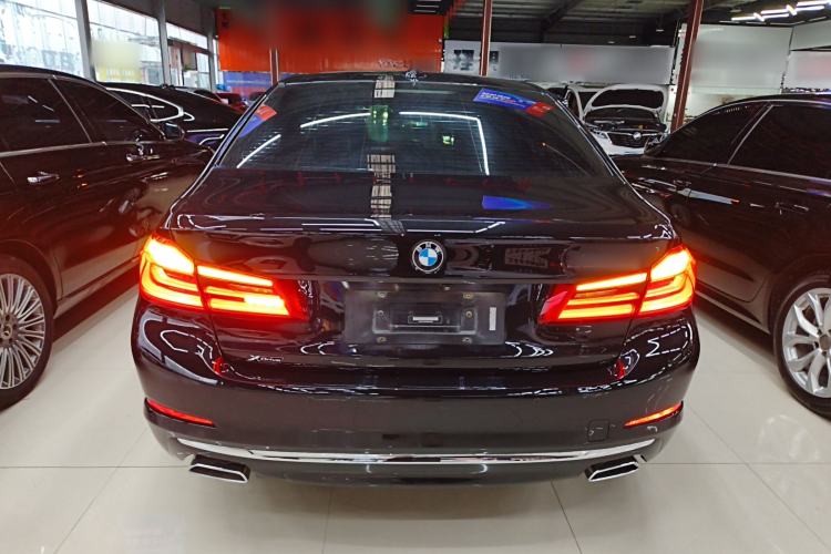 Used BMW 5 Series 2020 530Li xDrive Luxury Package Exterior 4