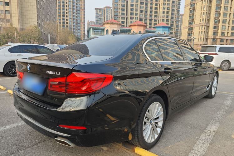Used BMW 5 Series 2020 525Li Luxury Package Exterior 5