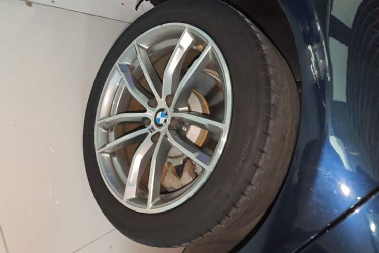 Used BMW 5 Series 2020 525Li M Sport Package Exterior 5