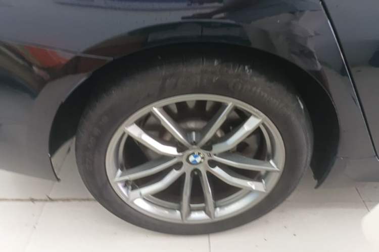 Used BMW 5 Series 2020 525i M Sport Package Exterior 5