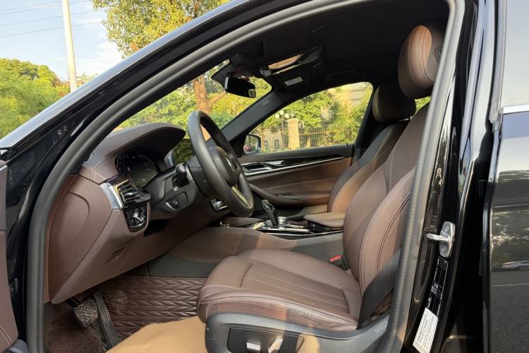 Used BMW 5 Series 2020 525Li M Sport Package Exterior 6