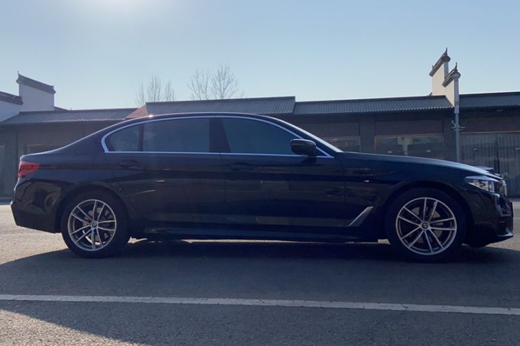 Used BMW 5 Series 2020 525Li M Sport Package Exterior 6