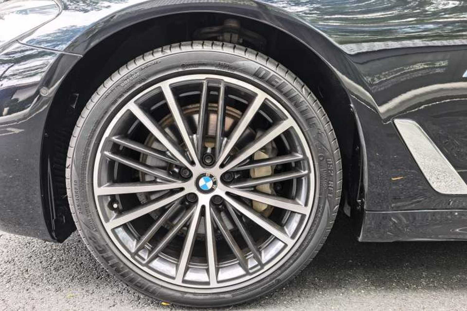 Used BMW 5 Series 2020 530Li Leading Model M Sport Package Exterior 6