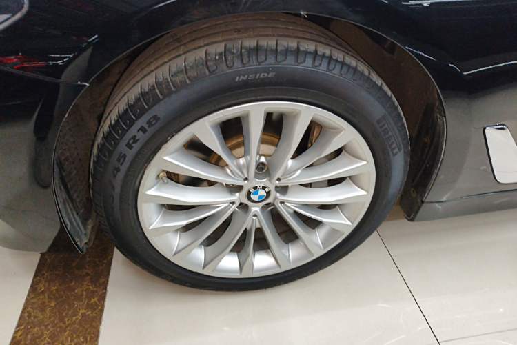 Used BMW 5 Series 2020 530Li xDrive Luxury Package Exterior 7