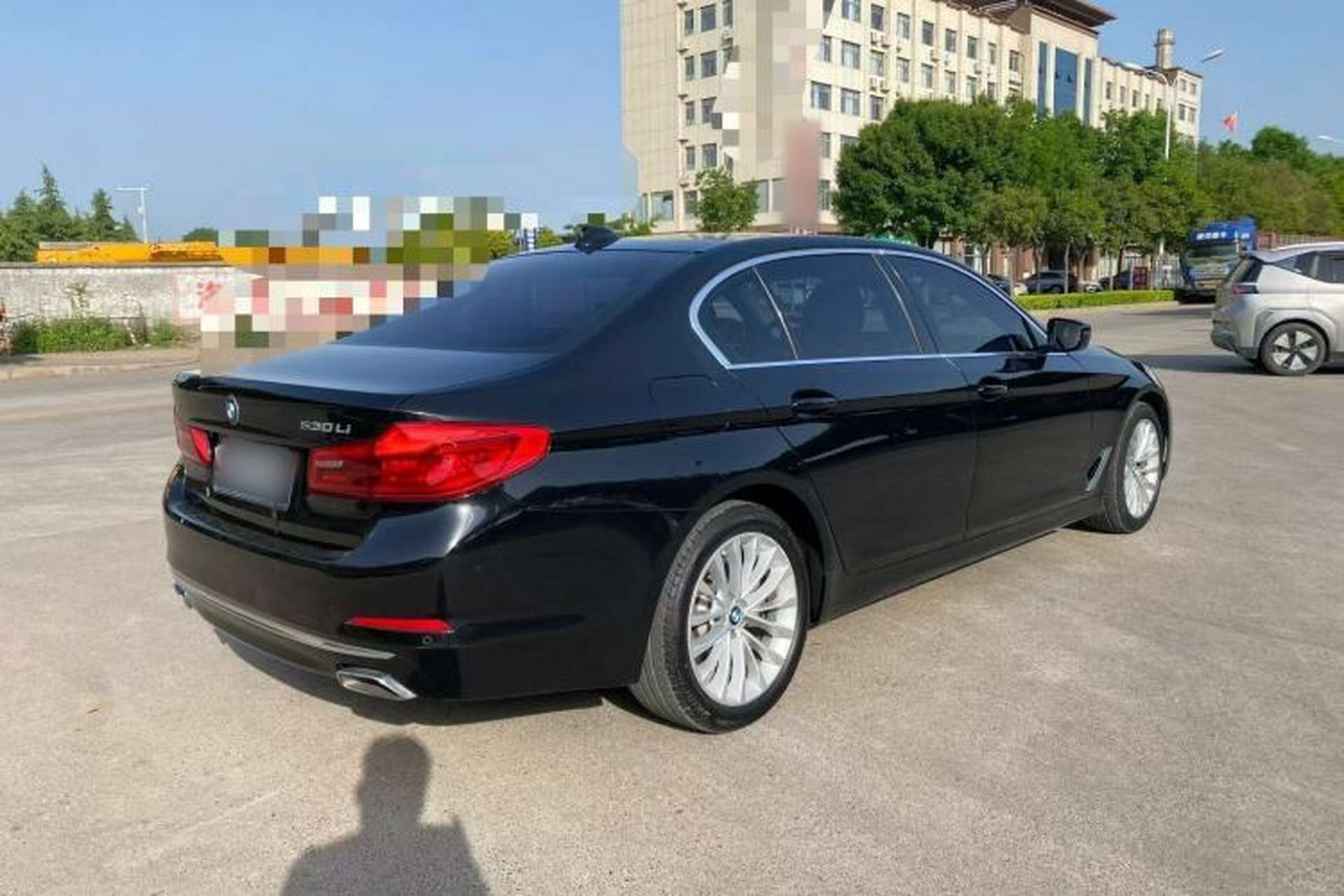 Used BMW 5 Series 2020 530Li Leading Edition Luxury Package Exterior 9