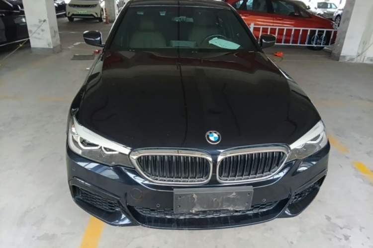 Used BMW 5 Series 2020 525Li M Sport Package Front