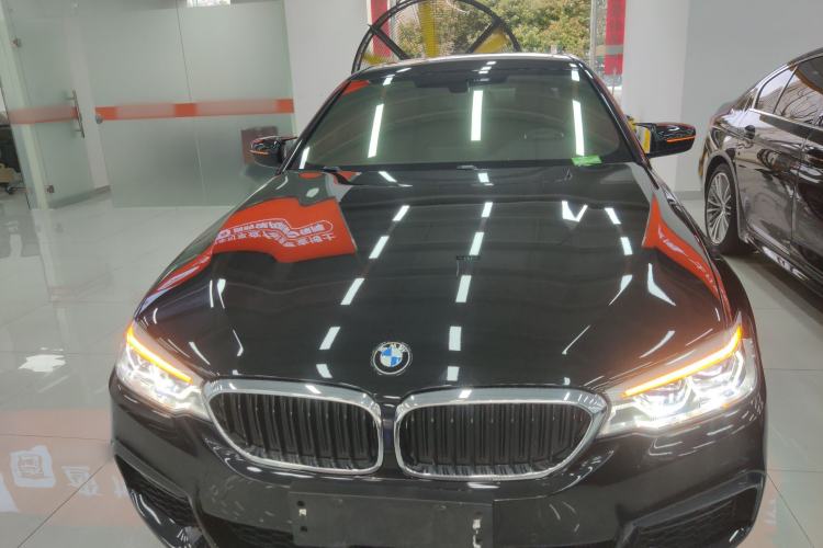 Used BMW 5 Series 2020 525i M Sport Package Front