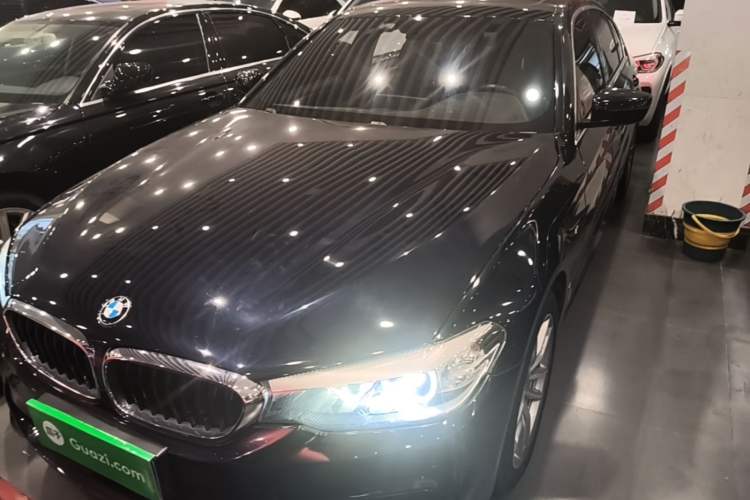 Used BMW 5 Series 2020 525Li M Sport Package Front