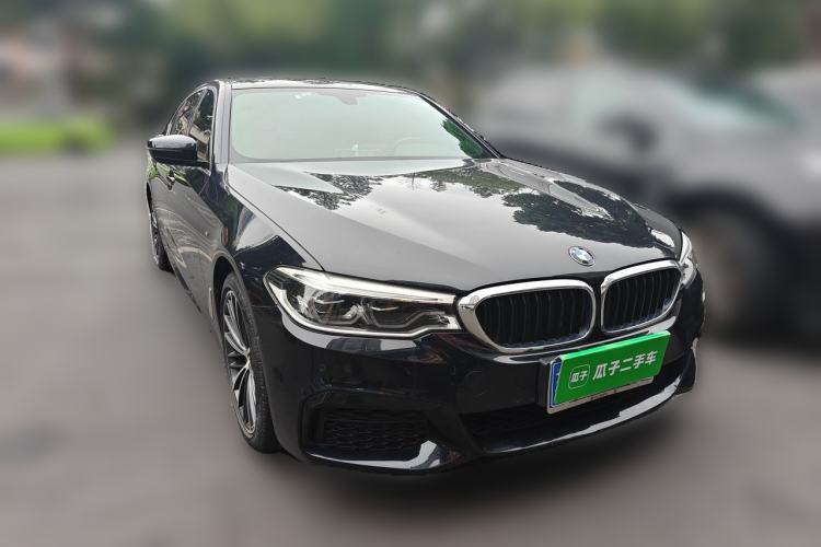 Used BMW 5 Series 2020 530Li Leading Model M Sport Package Front Right 45 Deg