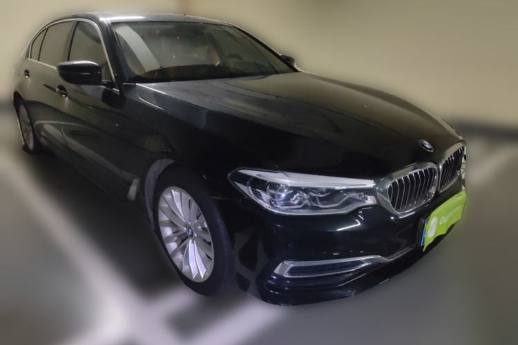 Used BMW 5 Series 2020 530Li Leading Edition Luxury Package Front Right 45 Deg