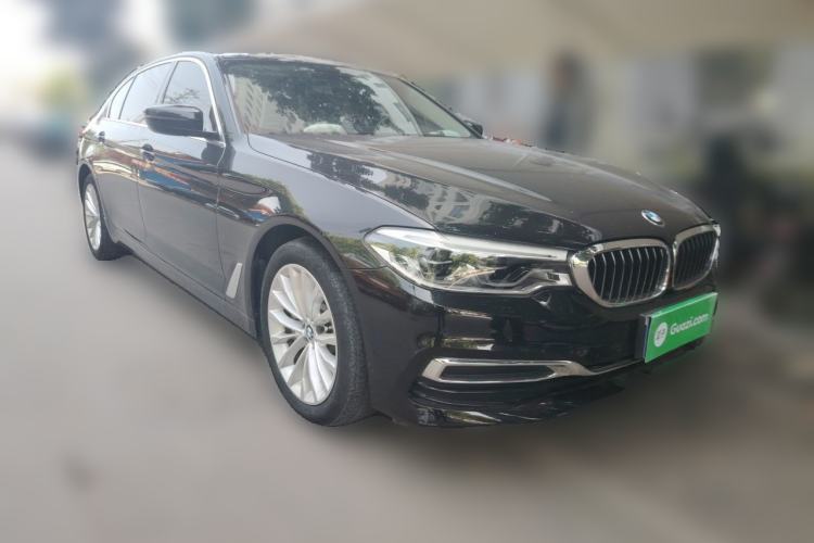Used BMW 5 Series 2020 530Li Leading Edition Luxury Package Front Right 45 Deg