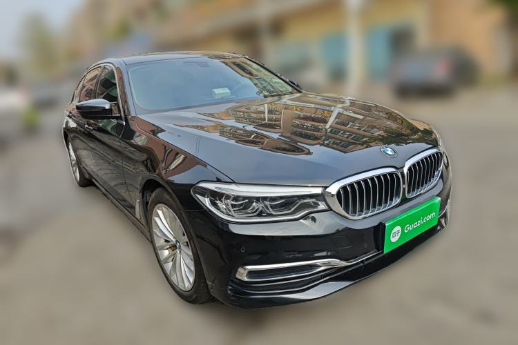 Used BMW 5 Series 2020 530Li Luxury Edition Premium Package Front Right 45 Deg