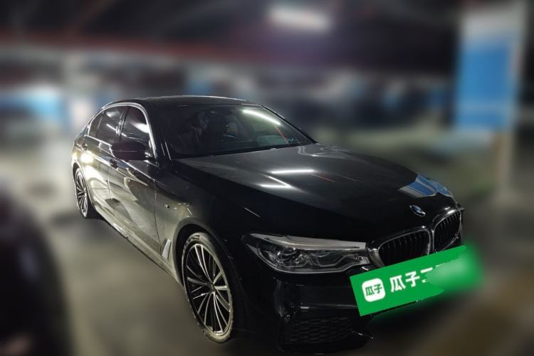 Used BMW 5 Series 2020 530Li Leading Model M Sport Package Front Right 45 Deg