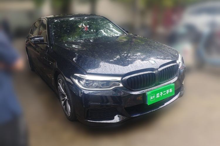Used BMW 5 Series 2020 530Li Leading Model M Sport Package Front Right 45 Deg