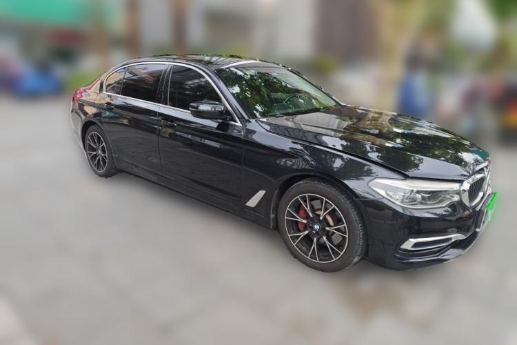 Used BMW 5 Series 2020 530Li Leading Edition Luxury Package Front Right 45 Deg
