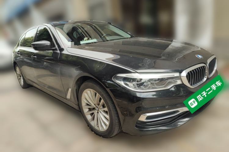 Used BMW 5 Series 2020 530Li Leading Edition Luxury Package Front Right 45 Deg