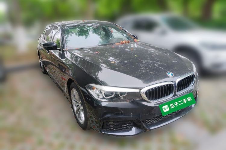 Used BMW 5 Series 2020 525Li M Sport Package Front Right 45 Deg
