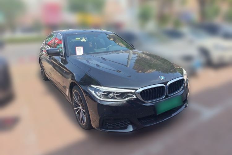 Used BMW 5 Series 2020 530Li Leading Model M Sport Package Front Right 45 Deg