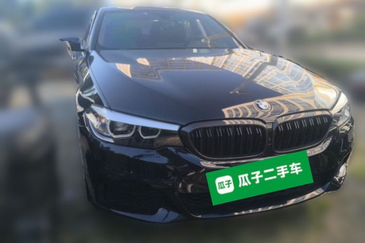 Used BMW 5 Series 2020 525Li M Sport Package Front Right 45 Deg
