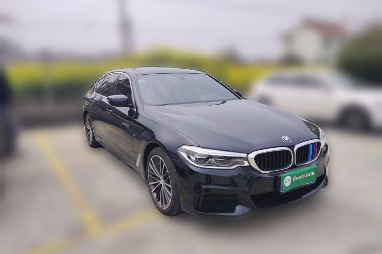 Used BMW 5 Series 2020 530Li Leading Model M Sport Package Front Right 45 Deg