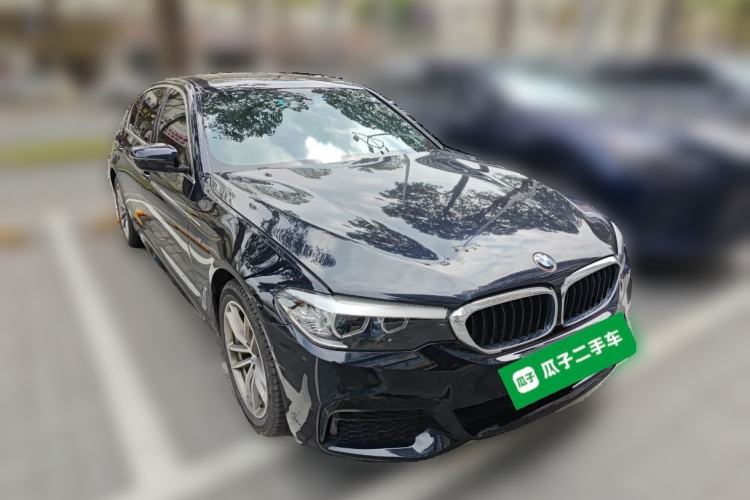 Used BMW 5 Series 2020 525Li M Sport Package Front Right 45 Deg