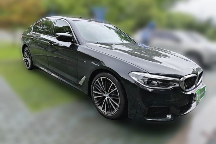 Used BMW 5 Series 2020 530Li Leading Model M Sport Package Front Right 45 Deg