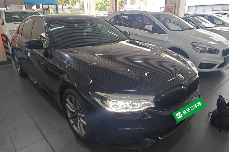 Used BMW 5 Series 2020 525i M Sport Package Front Right 45 Deg