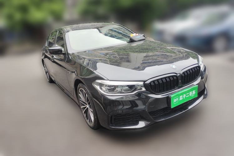 Used BMW 5 Series 2020 530Li Executive M Sport Package Front Right 45 Deg